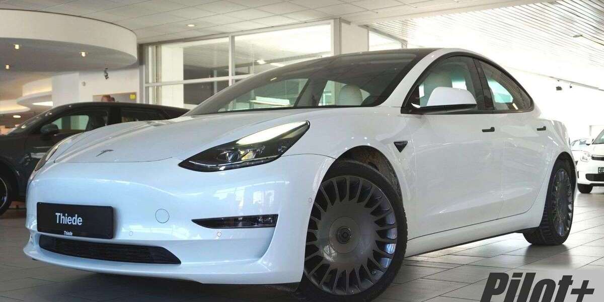 Tesla Model 3 26.100 km 29.350 &euro; Schöningen 38364