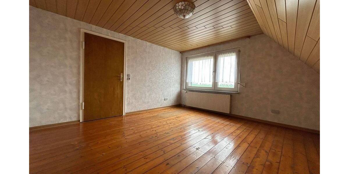 Einfamilienhaus Uehrde - 6 Zimmer, 120 m&sup2;, 135.000&euro; | Angebot:26608581