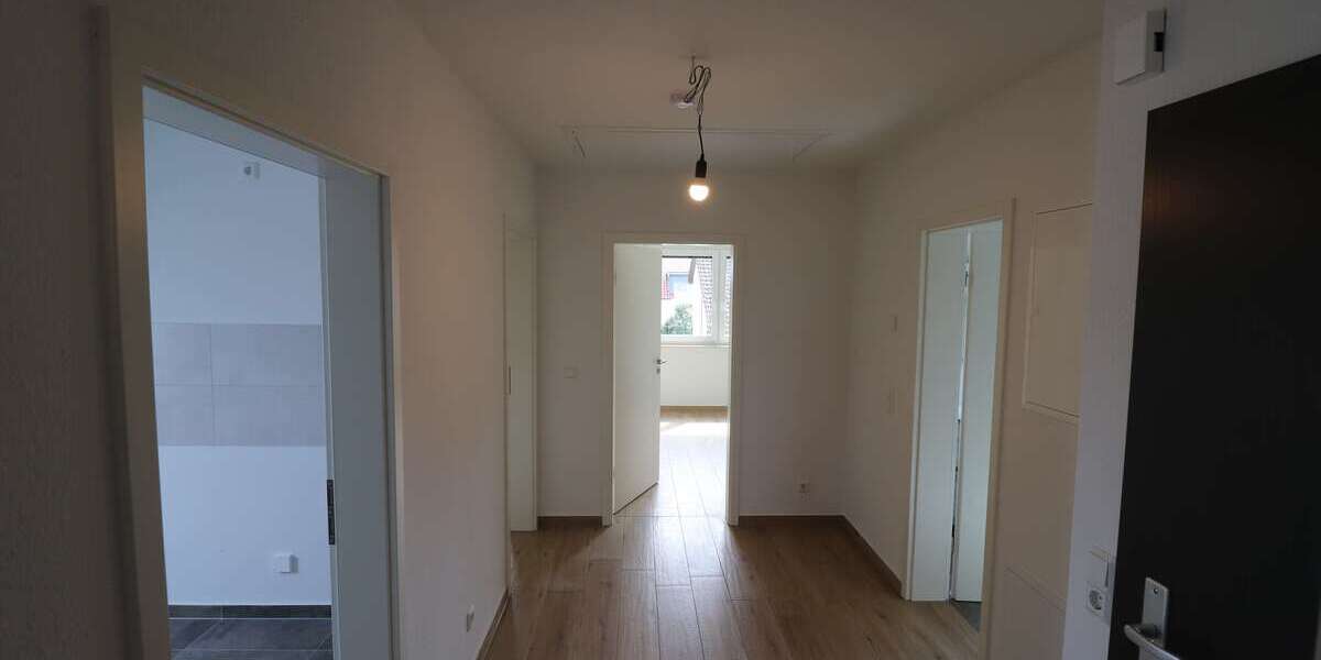 Etagenwohnung Lengede - 3 Zimmer, 82 m&sup2;, 750&euro; | Angebot:26737614