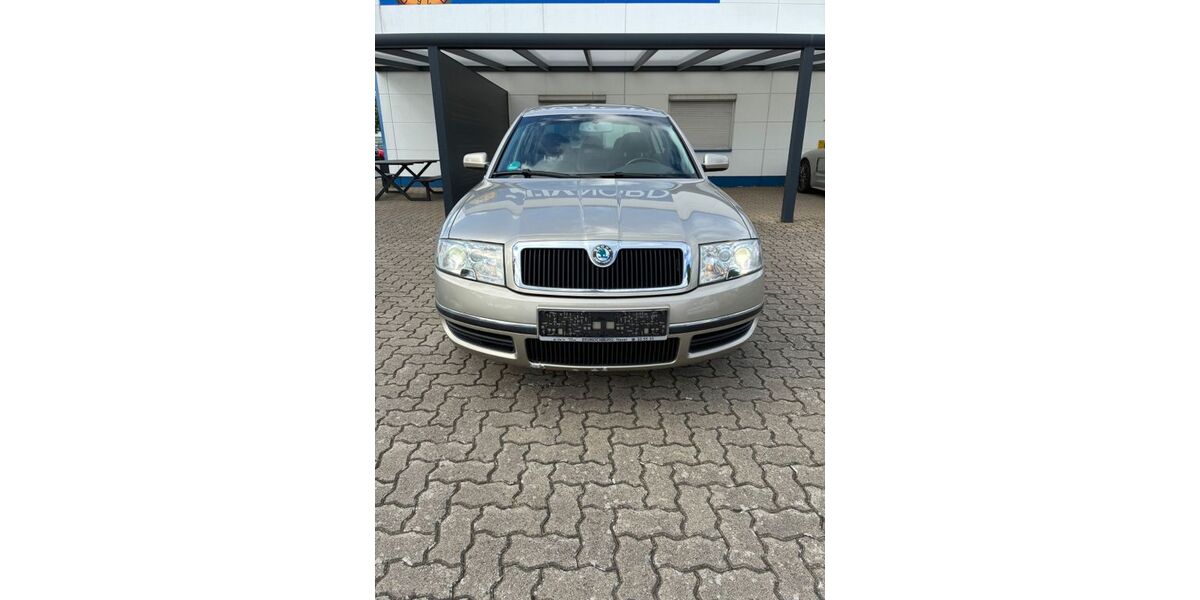 Skoda Superb 146.000 km 3.999 &euro; Salzgitter 38226