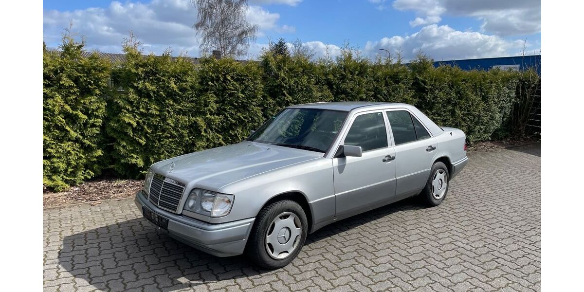 Mercedes-Benz E 220 190.000 km 8.900 &euro; Peine 31224