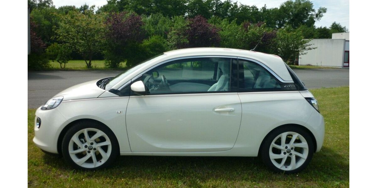 Opel Adam 78.000 km 9.900 &euro; Goslar 38642
