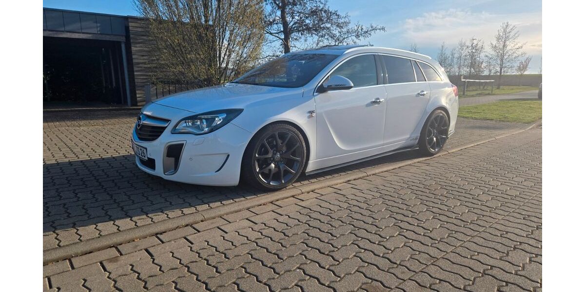 Opel Insignia 125.000 km 14.399 &euro; Salzgitter 38228