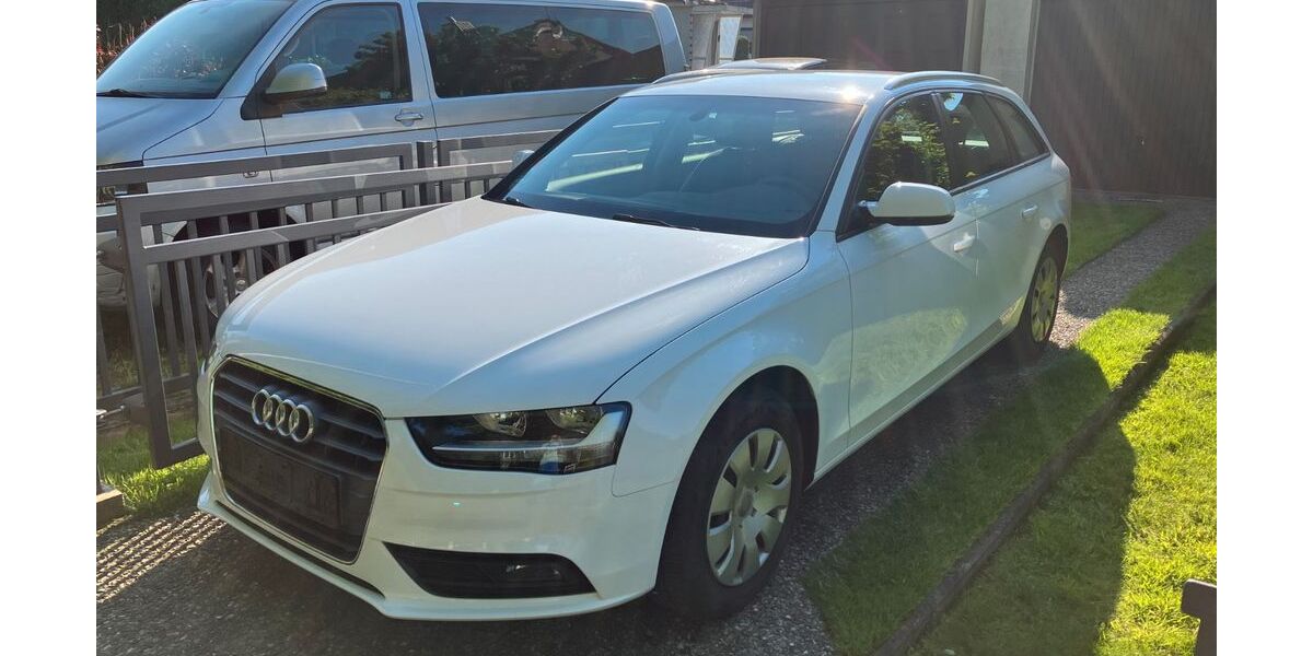Audi A4 146.000 km 9.400 &euro; Goslar 38642