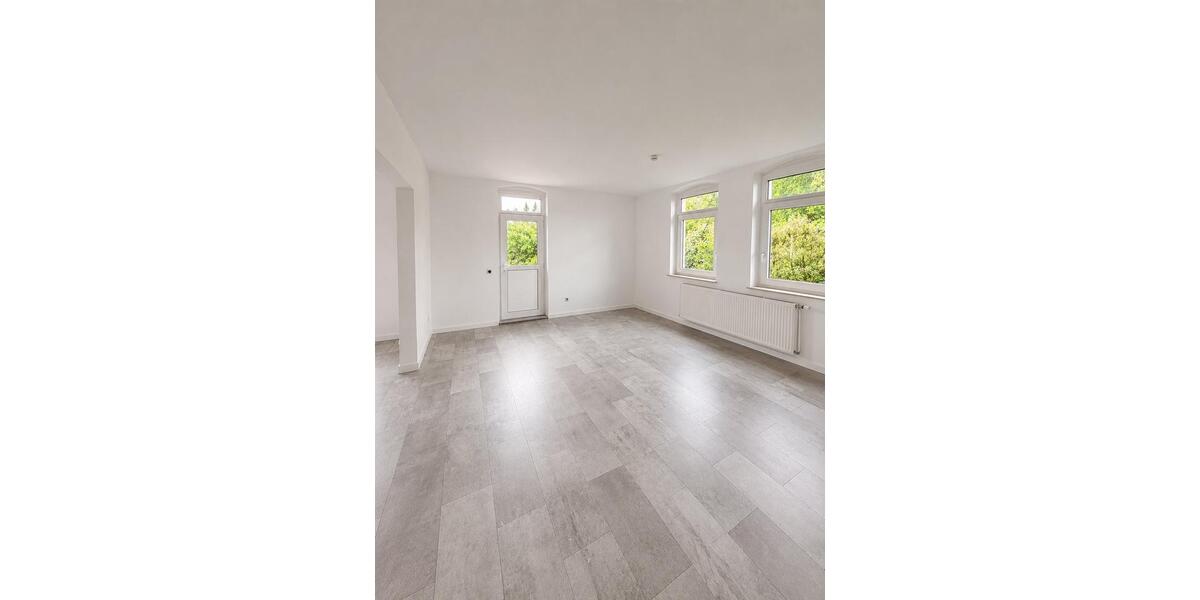 Terrassenwohnung Schwülper - 8 Zimmer, 192 m&sup2;, 1.550&euro; | Angebot:26537957
