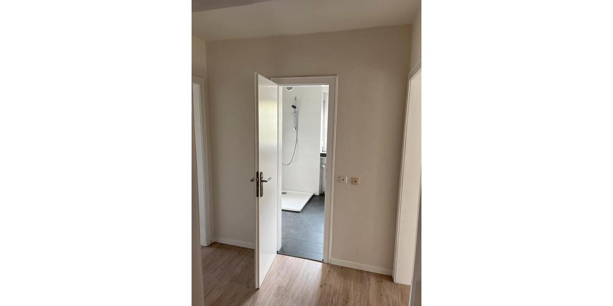 Etagenwohnung Peine - 3.5 Zimmer, 94 m&sup2;, 1.100&euro; | Angebot:26044097