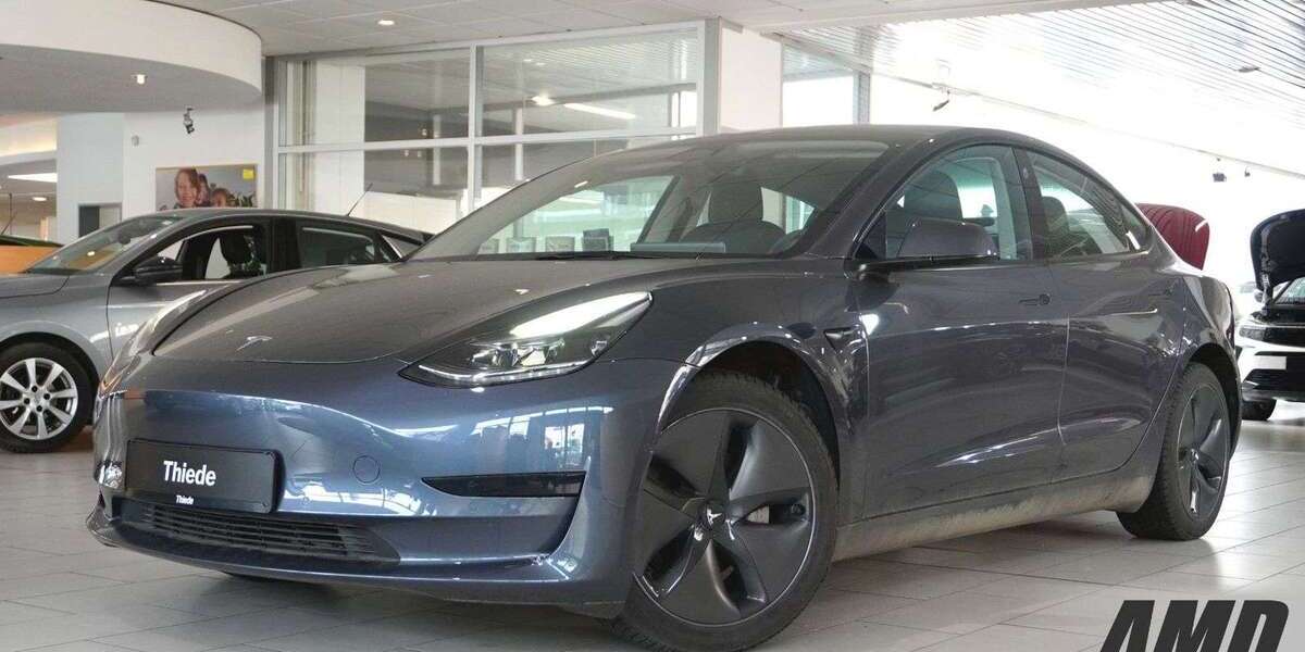 Tesla Model 3 48.990 km 26.750 &euro; Schöningen 38364