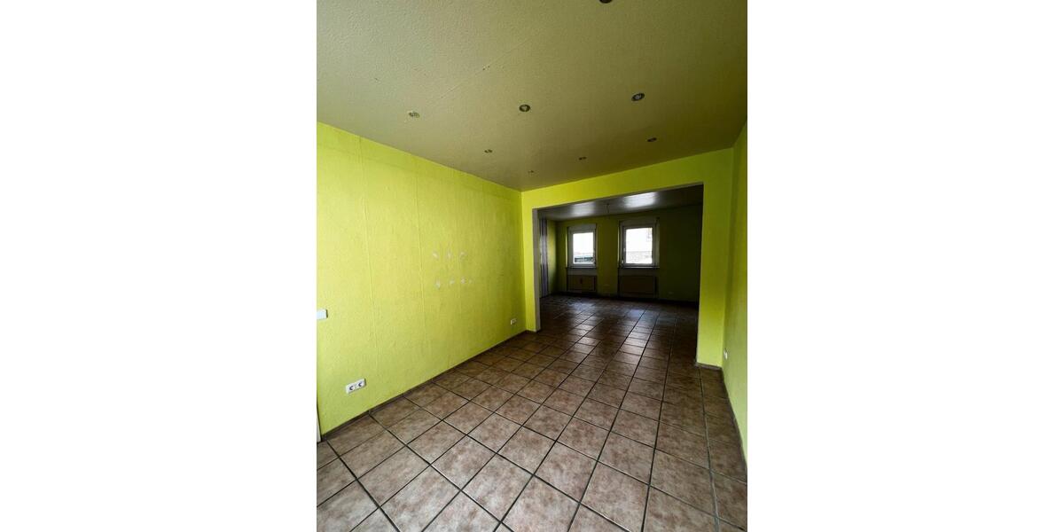 Reihenhaus Schöningen - 6 Zimmer, 220 m&sup2;, 180.000&euro; | Angebot:16650508