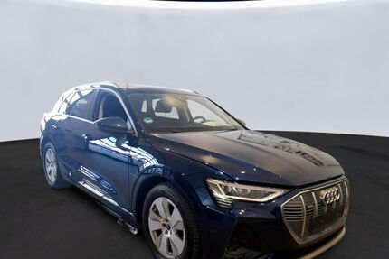 Audi e-tron 30.300 km 34.950 &euro; Salzgitter 38259