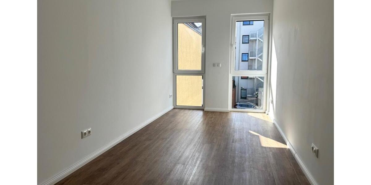 Etagenwohnung Peine - 3 Zimmer, 93 m&sup2;, 977&euro; | Angebot:23871052
