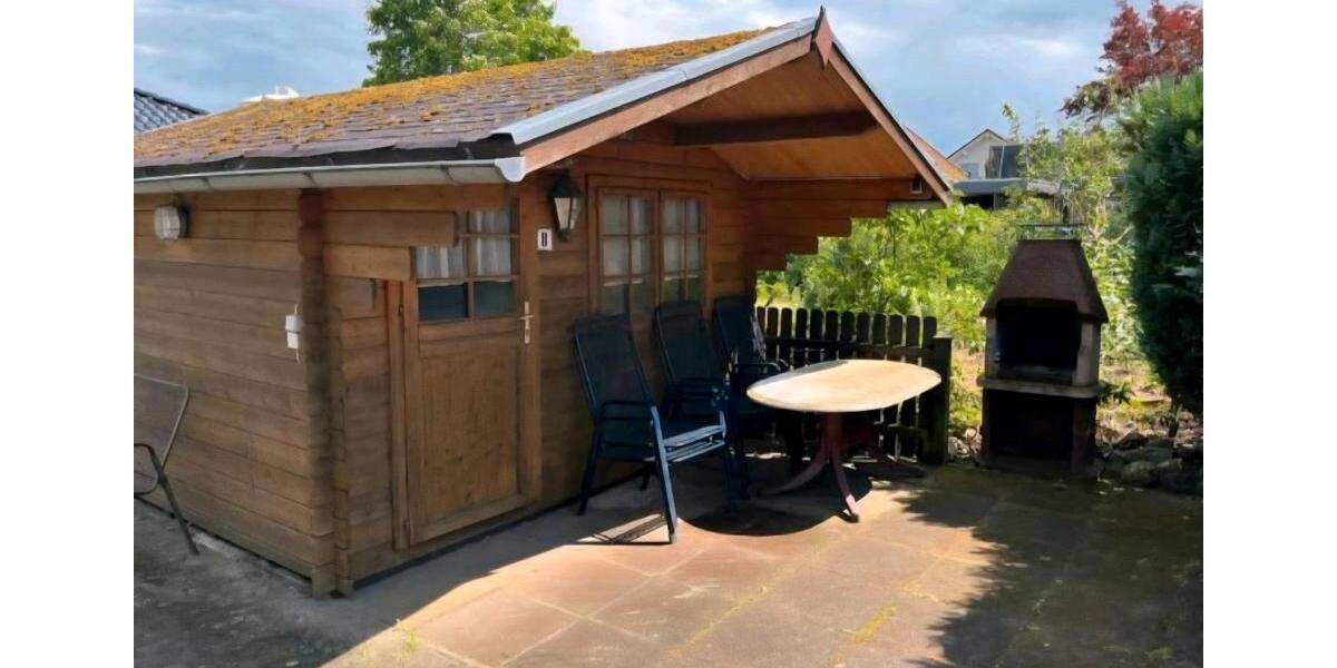 Einfamilienhaus Hillerse - 8 Zimmer, 220 m&sup2;, 1.500&euro; | Angebot:26025785