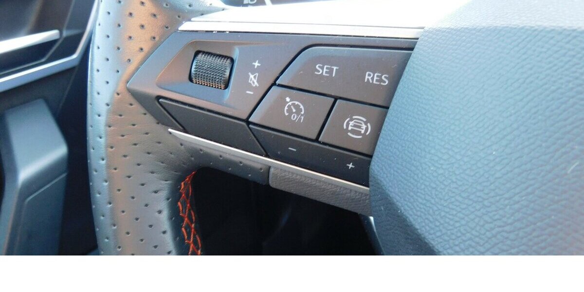 Seat Arona 1.0 FR-Line TSI BMT Navi Klima Alu 25.800 km 16.990 &euro; Vordorf 38533