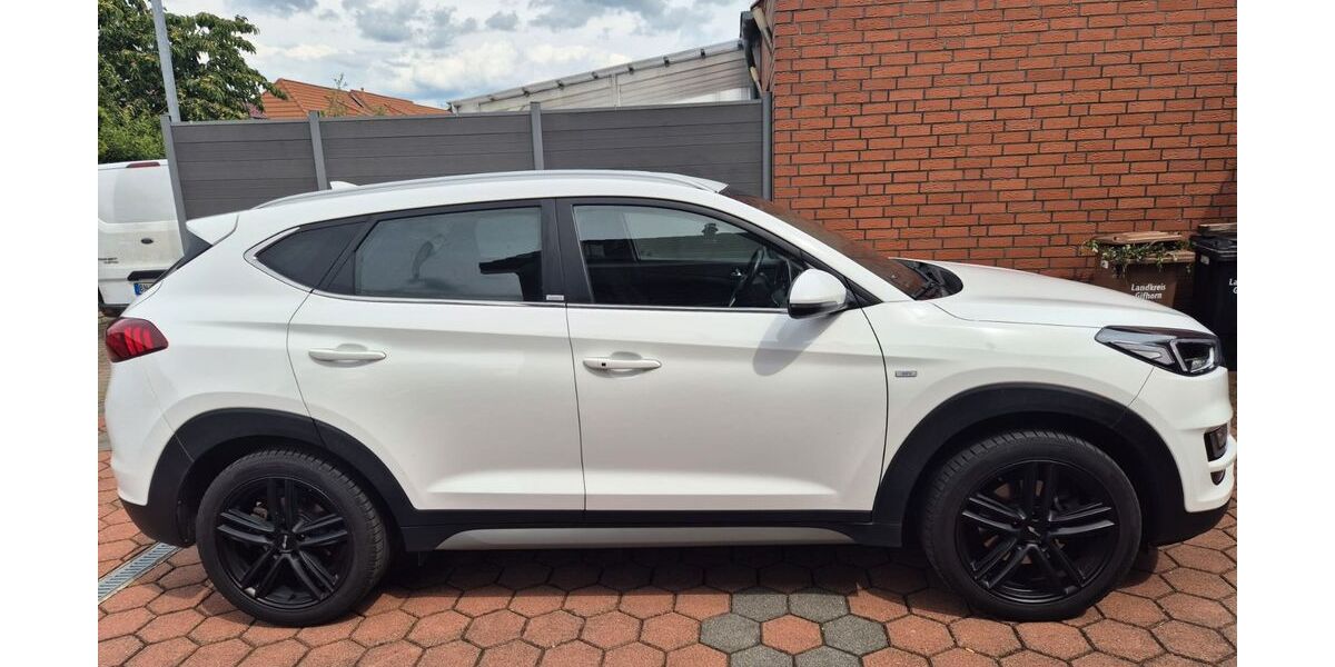 Hyundai TUCSON 87.949 km 19.000 &euro; Meine 38527
