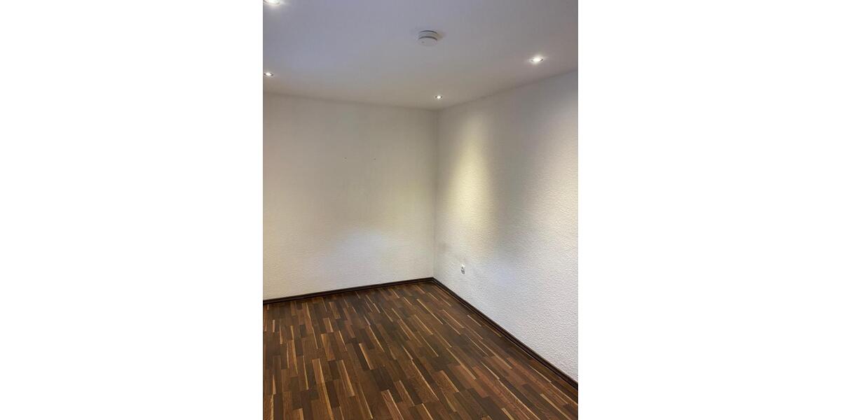 Etagenwohnung Langelsheim - 5 Zimmer, 150 m&sup2;, 1.190&euro; | Angebot:25617239