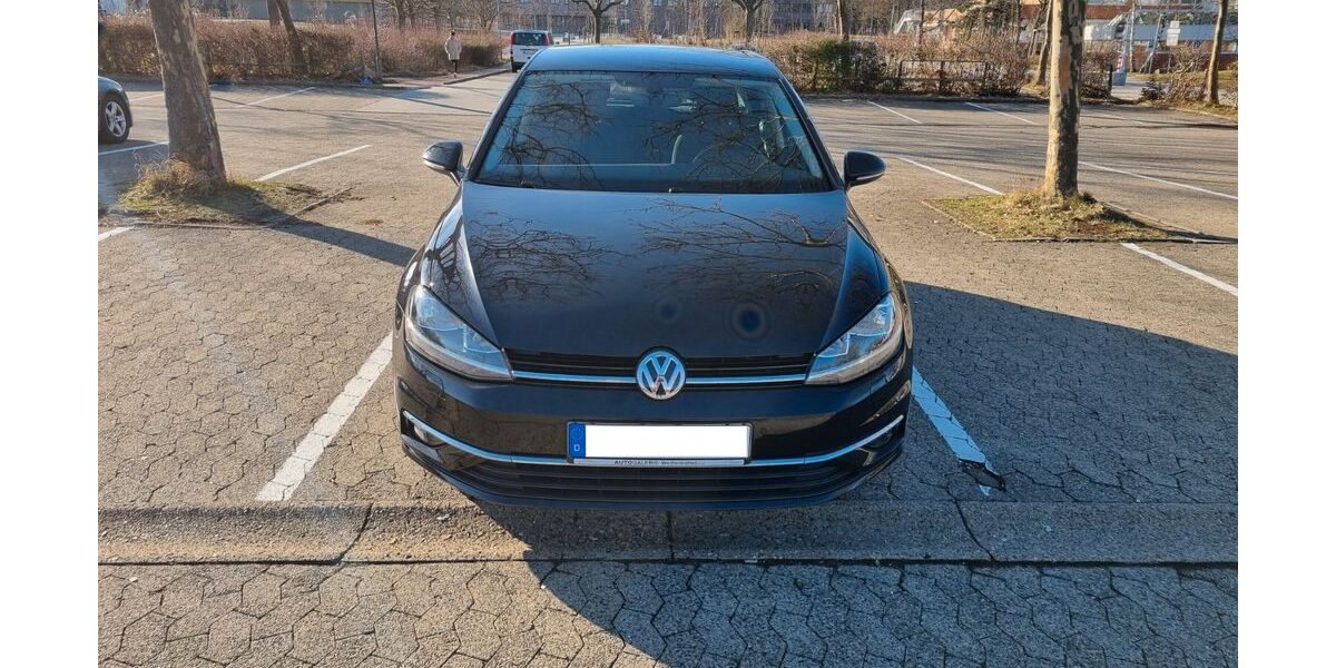 VW Golf 74.999 km 15.495 &euro; Goslar 38640