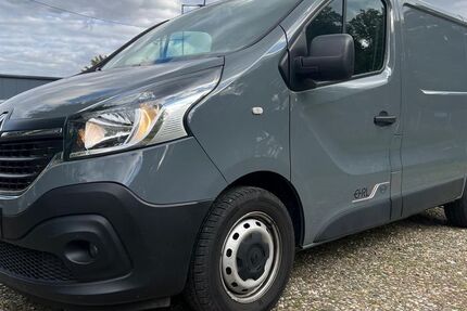 Renault Trafic 68.100 km 15.190 &euro; Braunschweig 38110