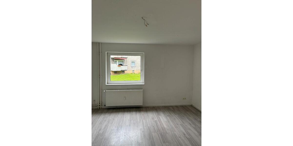 Erdgeschoßwohnung Salzgitter - 3 Zimmer, 63 m&sup2;, 377&euro; | Angebot:26670588