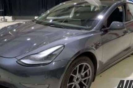 Tesla Model 3 49.250 km 29.600 &euro; Schöningen 38364