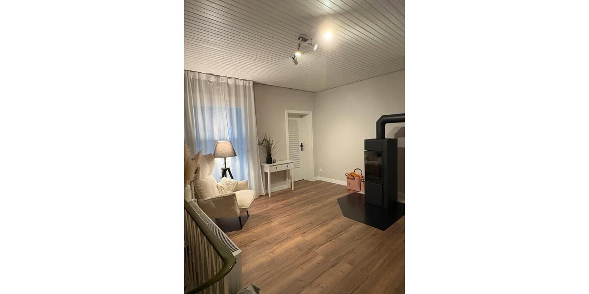 Bungalow Ilsede - 5 Zimmer, 146 m&sup2;, 369.000&euro; | Angebot:26092005