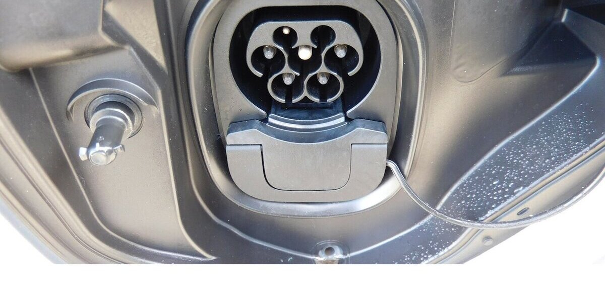 VW ID.Buzz Cargo Elektro 1-Gang Automatik Navi 16.700 km 33.990 &euro; Vordorf 38533