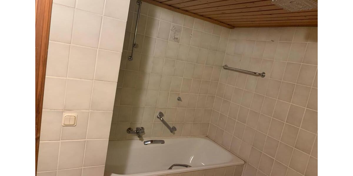 Einfamilienhaus Baddeckenstedt - 7 Zimmer, 150 m&sup2;, 139.000&euro; | Angebot:26091120