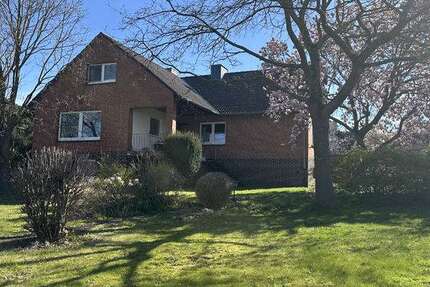 Haus Holle - 7 Zimmer, 179 m&sup2;, 379.000&euro; | Angebot:26980309
