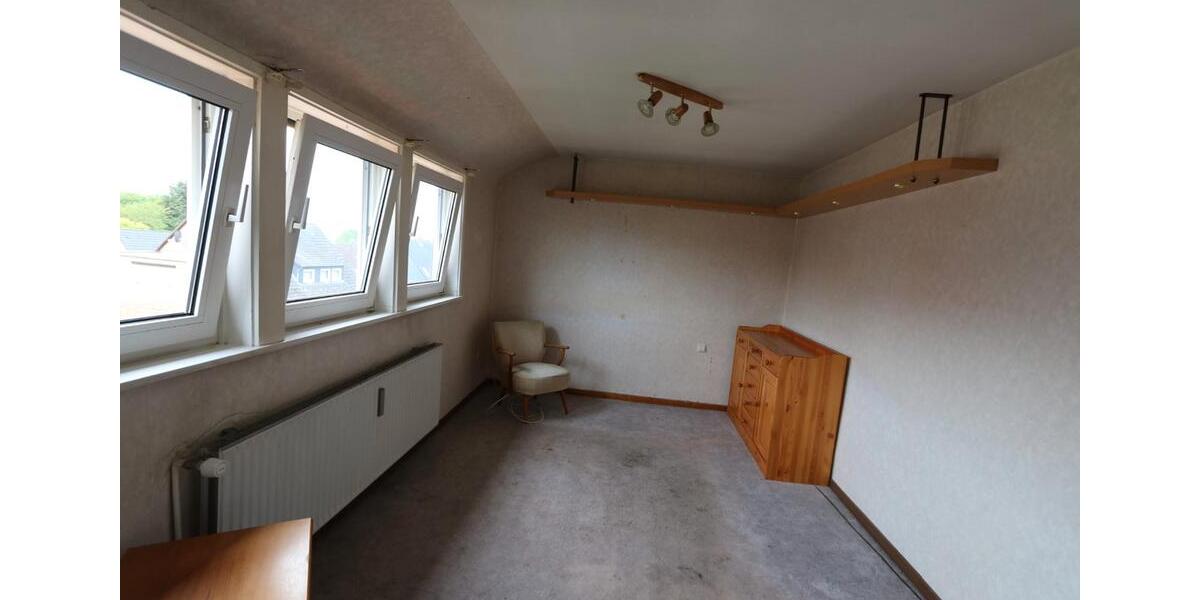 Dachgeschoßwohnung Wittmar - 3.5 Zimmer, 65 m&sup2;, 42.250&euro; | Angebot:26640834