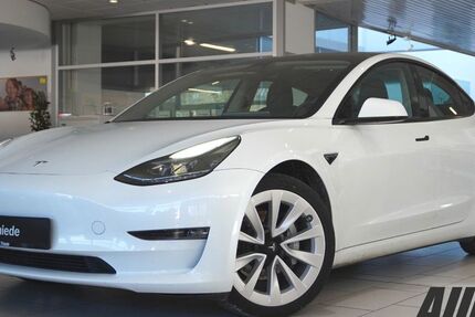 Tesla Model 3 23.350 km 31.120 &euro; Schöningen 38364