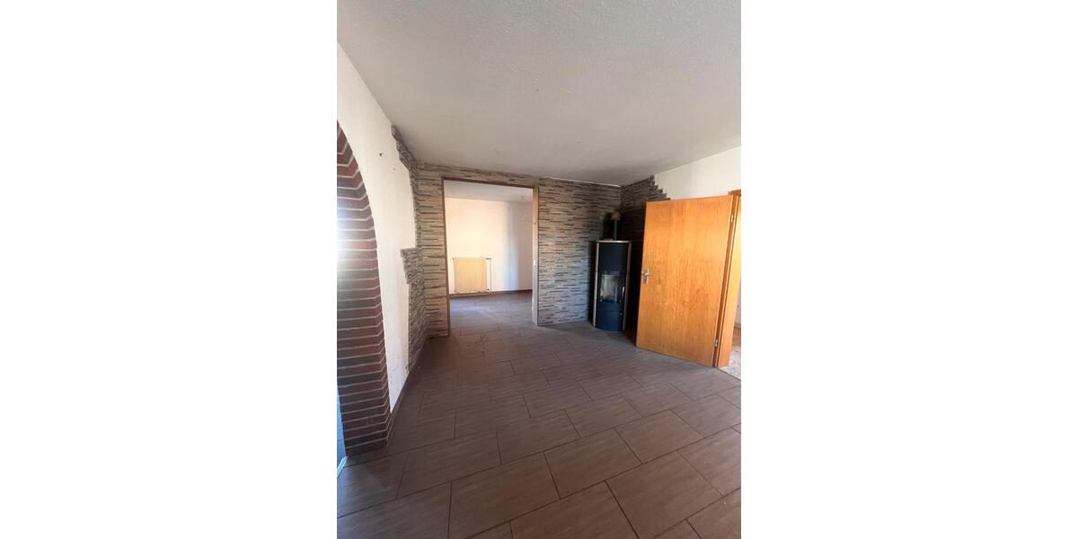 Einfamilienhaus Peine Südstadt - 8 Zimmer, 190 m&sup2;, 280.000&euro; | Angebot:26710186