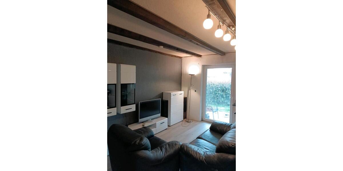 Einfamilienhaus Wolsdorf - 8 Zimmer, 225 m&sup2;, 295.000&euro; | Angebot:26039799