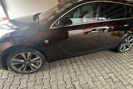 Opel Insignia 221.700 km 5.900 &euro; Langelsheim 38685