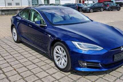 Tesla Model S 71.062 km 31.970 &euro; Braunschweig 38112