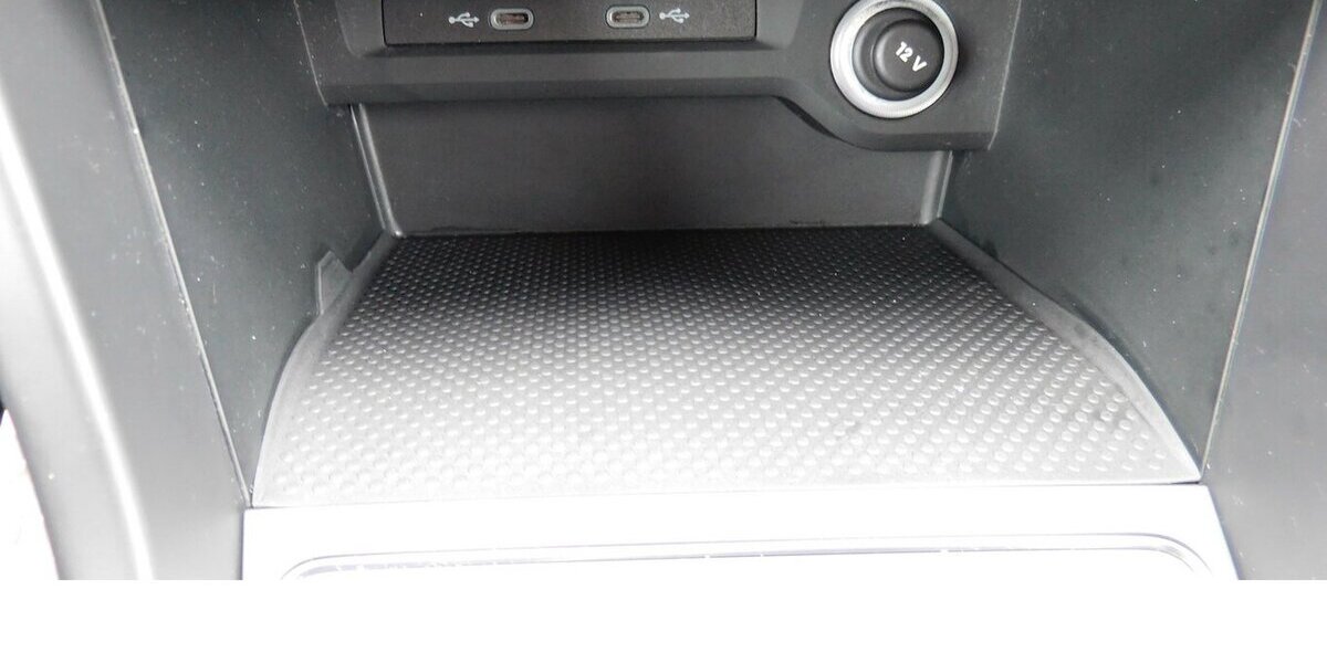 VW Touran 1.5 Comfortline Active BMT TSI DSG Navi 21.400 km 24.990 &euro; Vordorf 38533