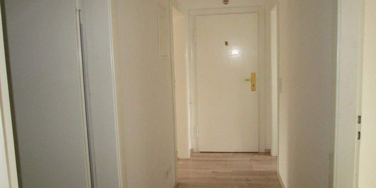 Etagenwohnung Salzgitter Lebenstedt - 3 Zimmer, 47 m&sup2;, 289&euro; | Angebot:26142490