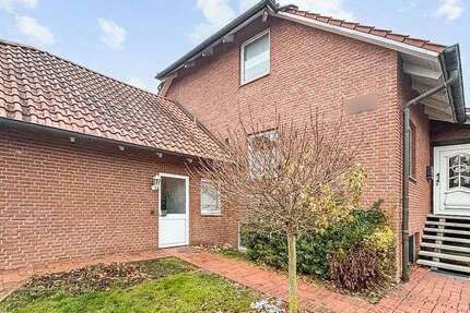 Haus Schöppenstedt - 9 Zimmer, 330 m&sup2;, 315.000&euro; | Angebot:24155278