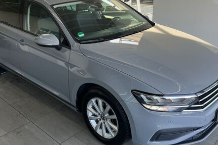 VW Passat Variant 123.000 km 17.290 &euro; Braunschweig 38116
