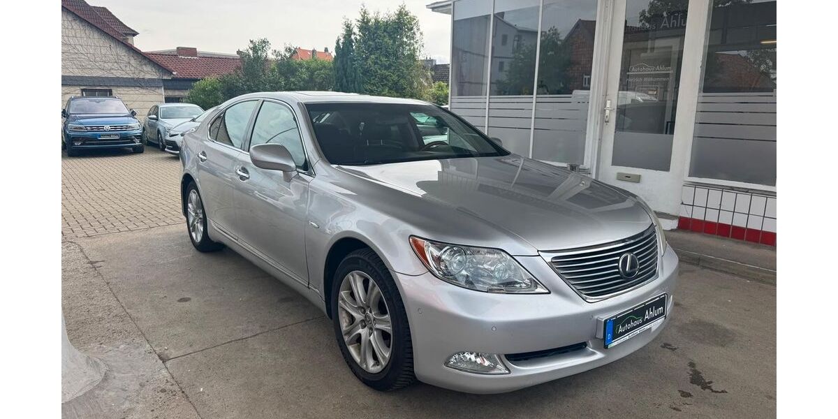 Lexus Andere 145.700 km 13.999 &euro; Wolfenbüttel 38302