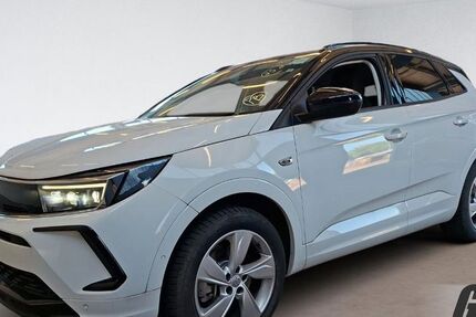 Opel Grandland (X) 5.250 km 23.950 &euro; Schöningen 38364