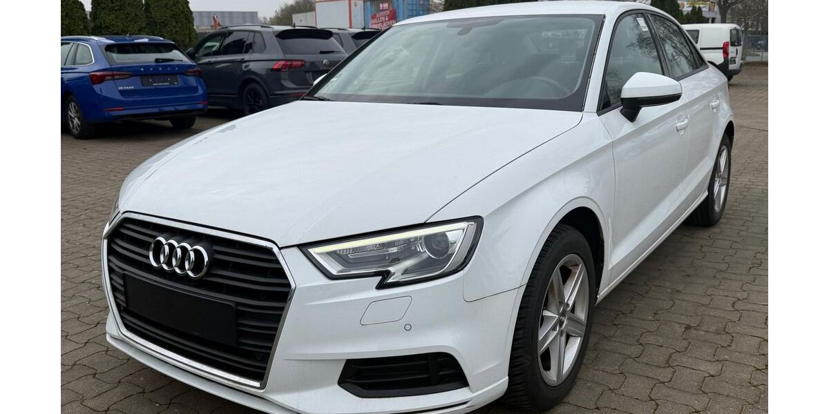 Audi A3 205.378 km 11.990 &euro; Braunschweig 38122