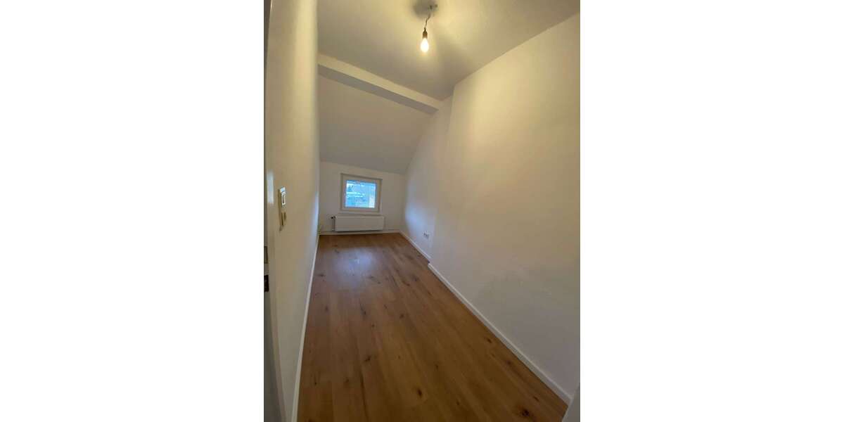 Etagenwohnung Schöningen - 4 Zimmer, 85 m&sup2;, 570&euro; | Angebot:21156025