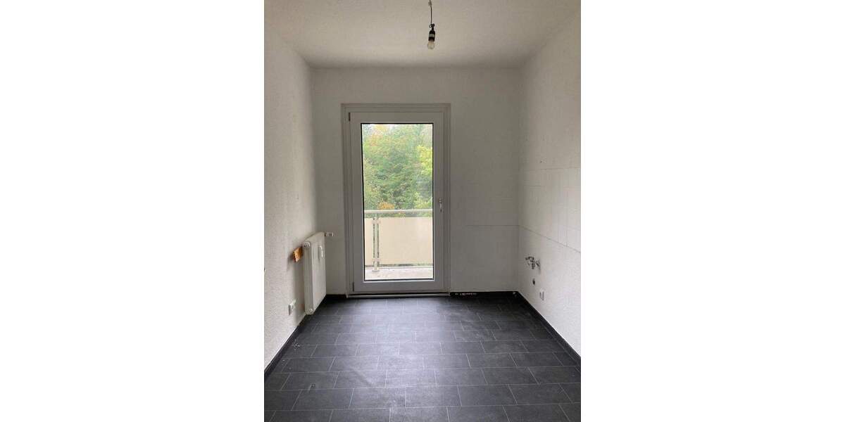Etagenwohnung Salzgitter Lebenstedt - 3 Zimmer, 65 m&sup2;, 392&euro; | Angebot:25998023
