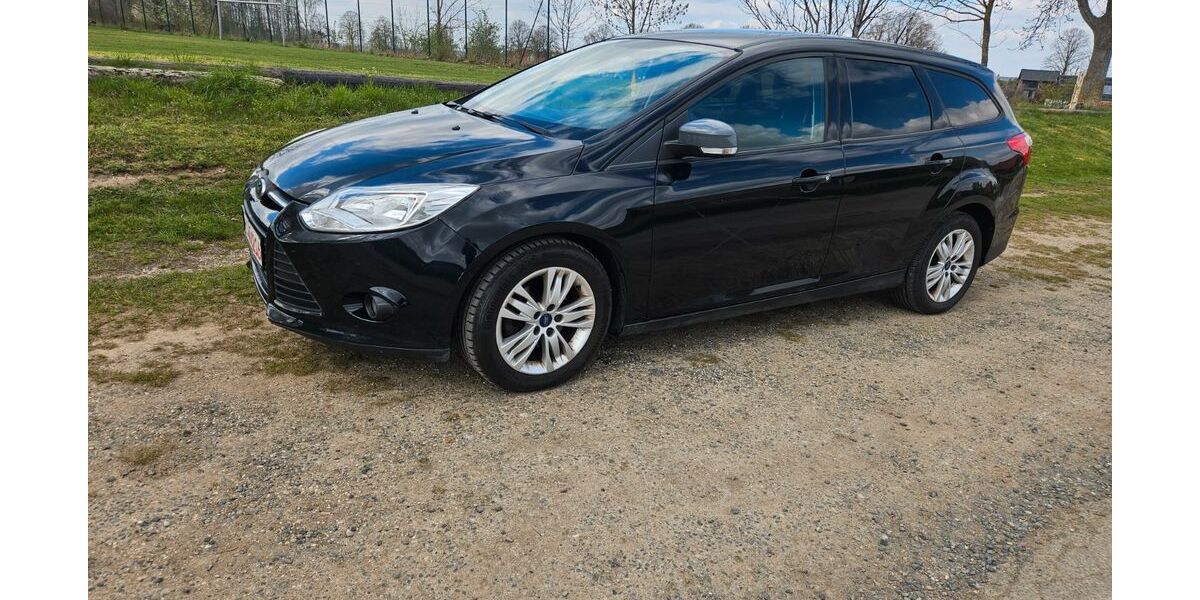 Ford Focus 203.000 km 3.500 &euro; Schellerten OT Wendhausen 31174