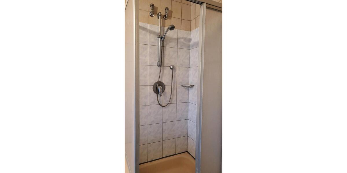 Einfamilienhaus Hillerse - 8 Zimmer, 220 m&sup2;, 1.400&euro; | Angebot:26523117