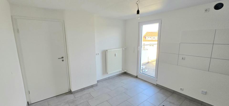 Dachgeschoßwohnung Schöningen - 4 Zimmer, 90 m&sup2;, 565&euro; | Angebot:25794279