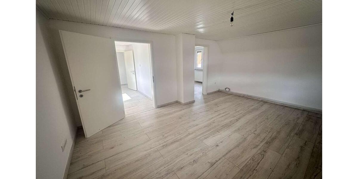 Einfamilienhaus Lengede - 6 Zimmer, 116 m&sup2;, 1.250&euro; | Angebot:24438606