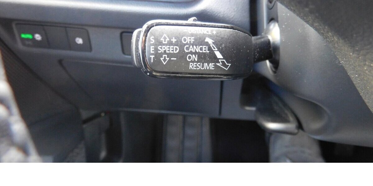 Skoda Enyaq iV 50 1-Gang Elektrik Automatic Klima Navi 10.800 km 21.990 &euro; Vordorf 38533