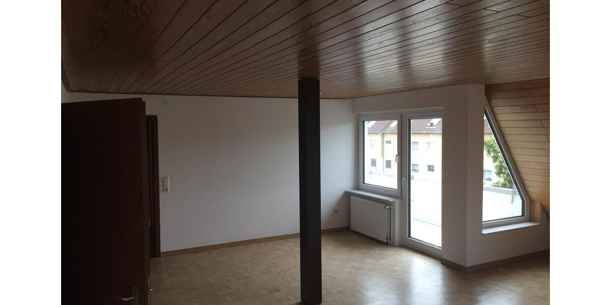 Dachgeschoßwohnung Salzgitter Ortschaft Südost - 3 Zimmer, 63 m&sup2;, 105.000&euro; | Angebot:26236315