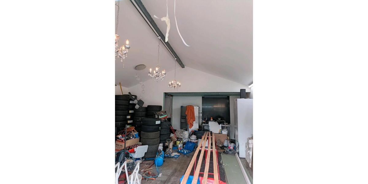 Einfamilienhaus Wolsdorf - 8 Zimmer, 225 m&sup2;, 295.000&euro; | Angebot:26039799