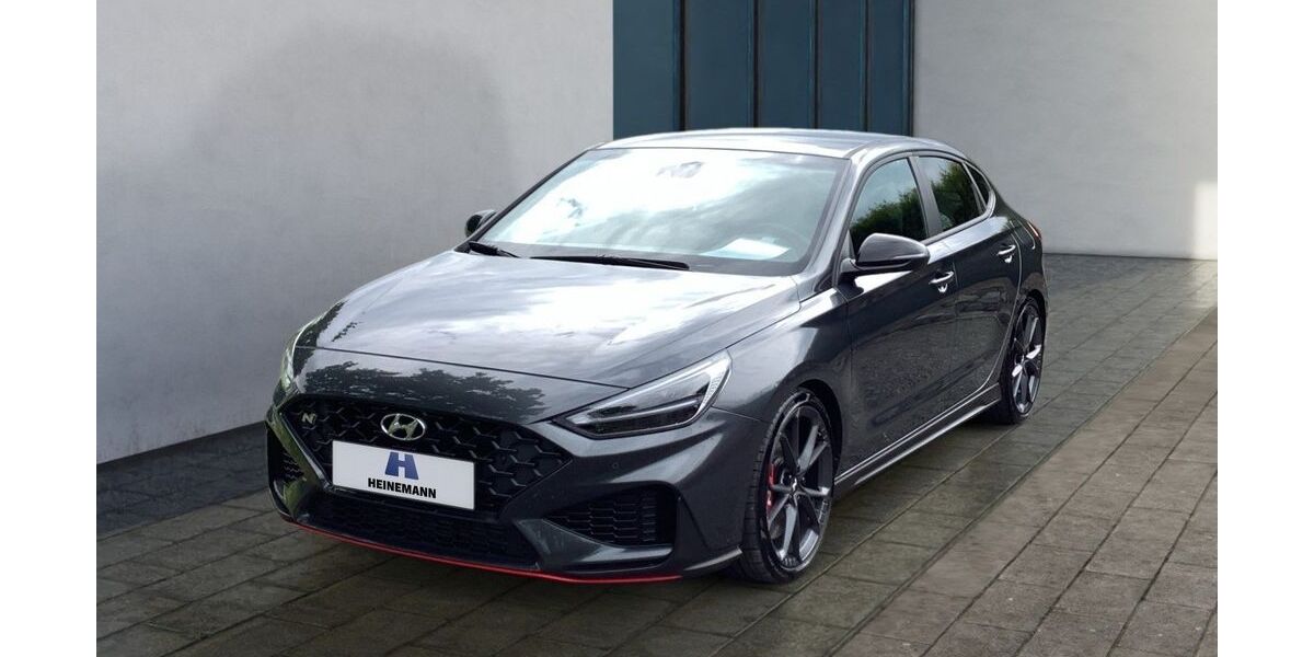 Hyundai i30 4.547 km 35.990 &euro; Salzgitter 38229