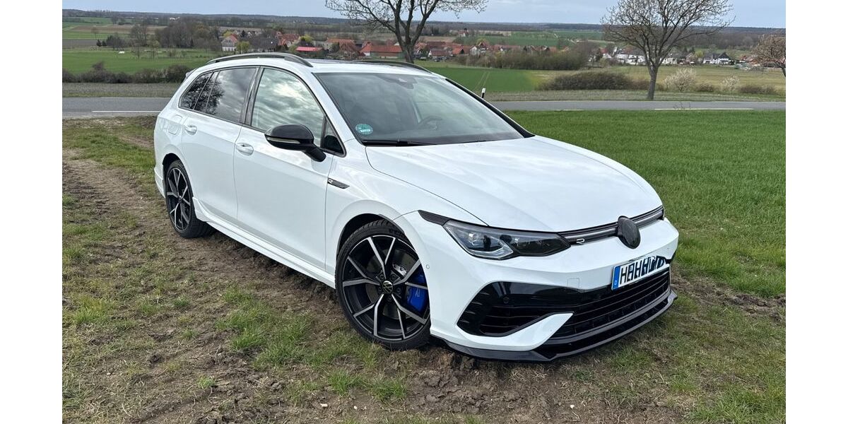 VW Golf 104.157 km 31.899 &euro; Braunschweig 38106